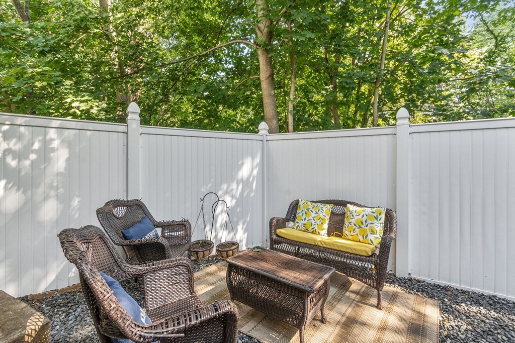 506 Pleasant Street Gardner, MA 01440 - Photo 9 of 41 a living room with furniture and a window