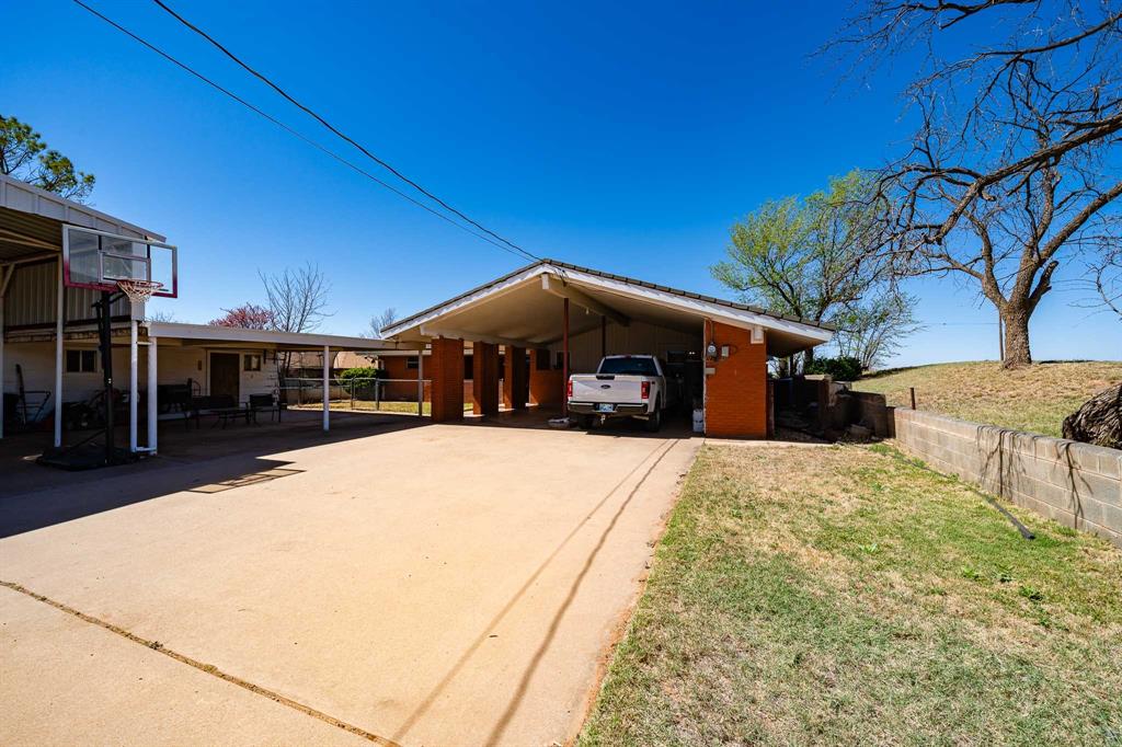 412 North Orange Street Roby, TX 79543 - Photo 27 of 32
