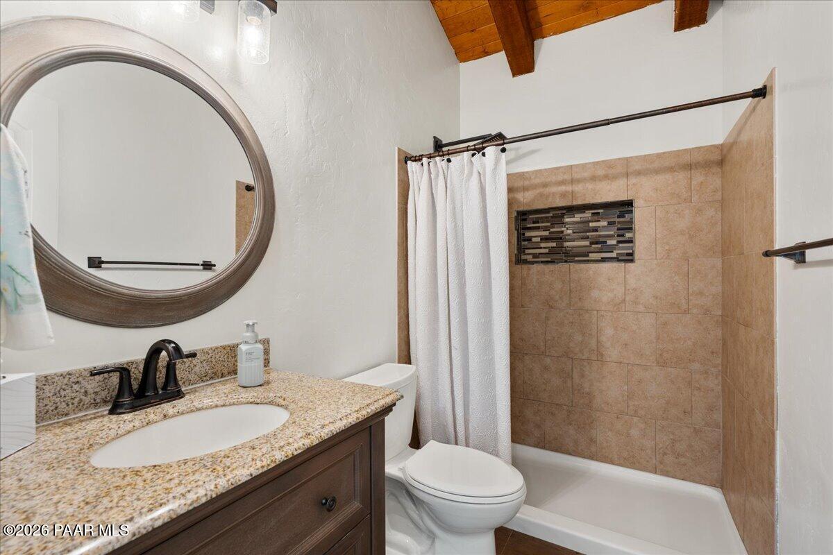 1445 South Table Mountain Road Chino Valley, AZ 86323 - Photo 20 of 73 20-Guest Bathroom