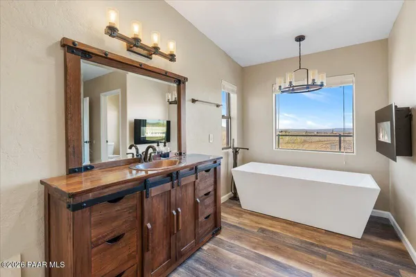 $1,050,000 | 1445 South Table Mountain Road, Chino Valley, AZ 86323