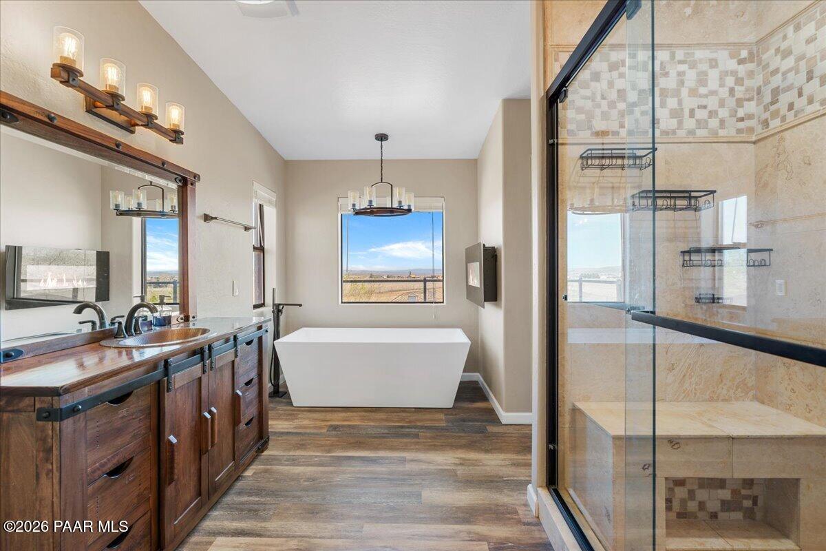1445 South Table Mountain Road Chino Valley, AZ 86323 - Photo 37 of 73 37-Primary Bathroom
