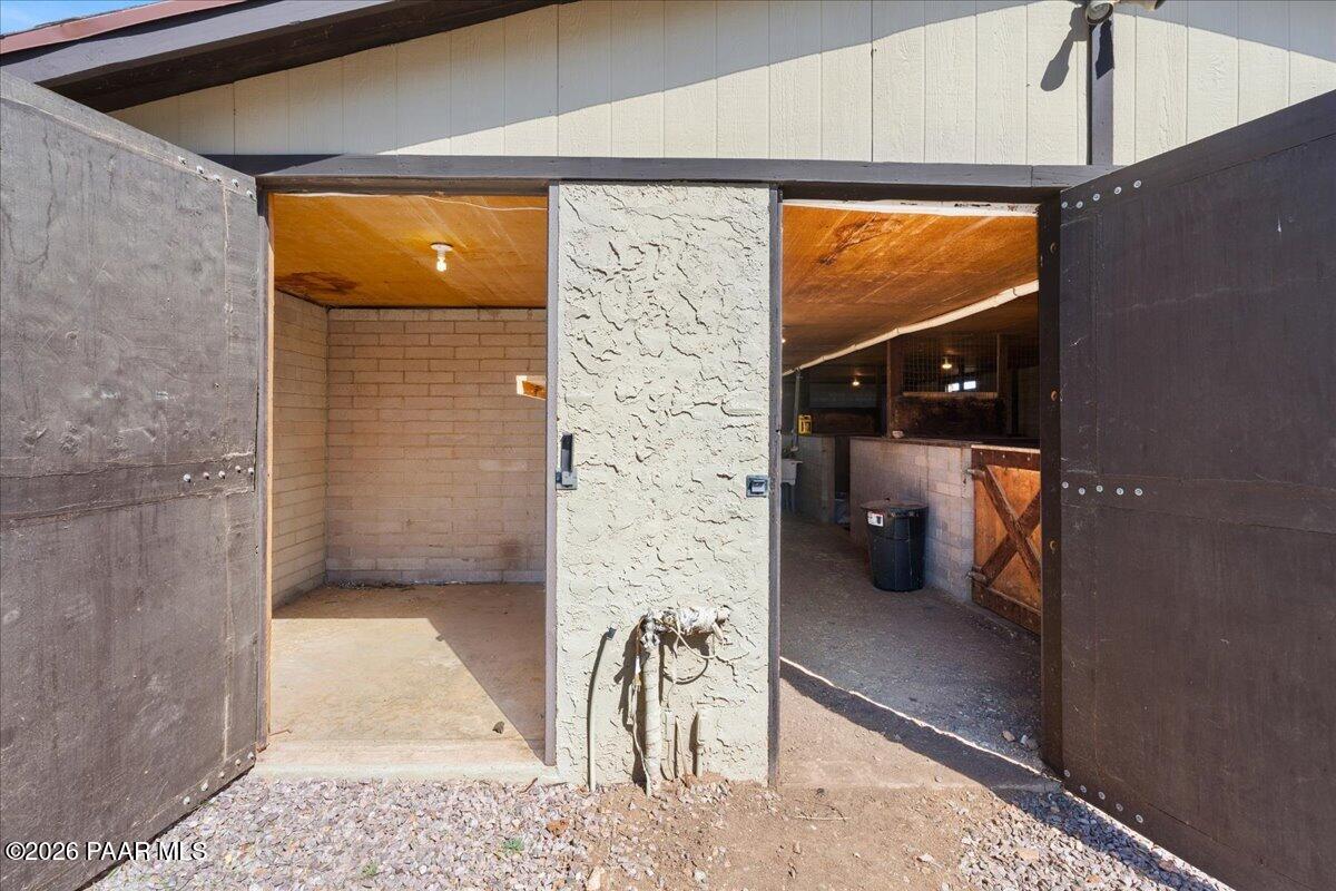 1445 South Table Mountain Road Chino Valley, AZ 86323 - Photo 58 of 73 58-Barn