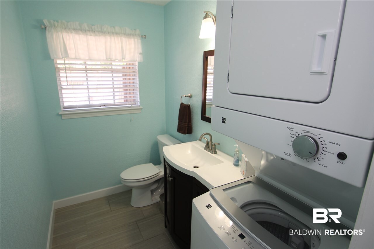 110 Du Rhu Drive, Unit 110B Mobile, AL 36608 - Photo 16 of 23