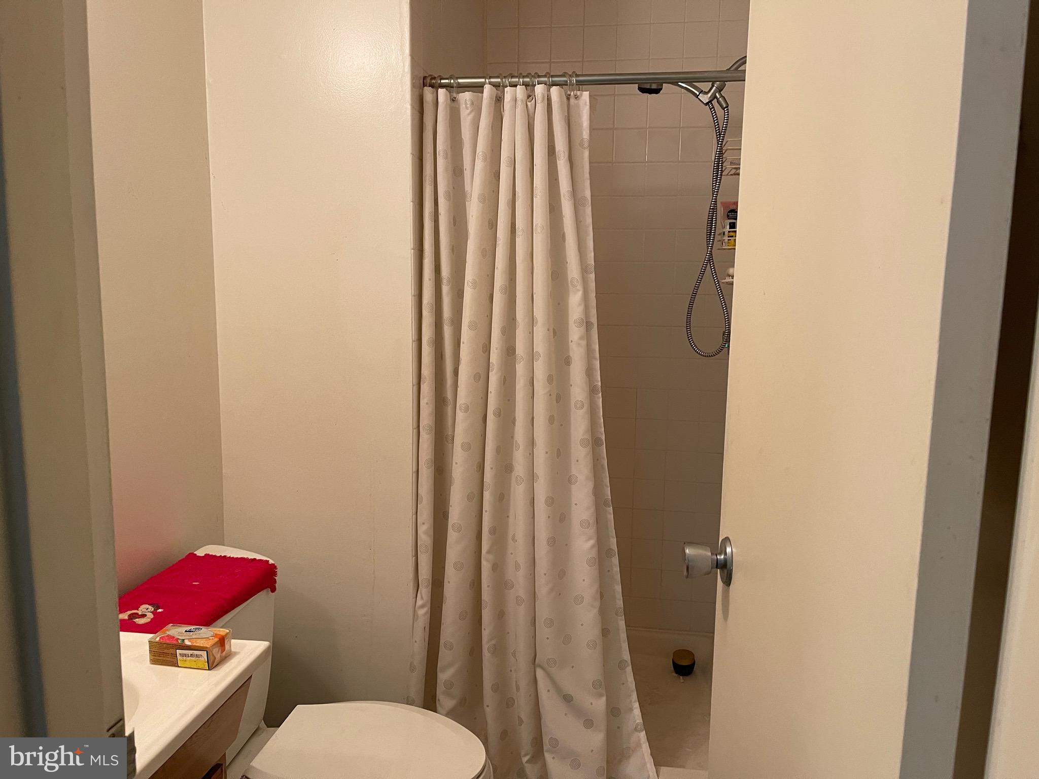1781 Ivy Oak Square, Unit 75 Reston, VA 20190 - Photo 10 of 15 Gallery Image 10