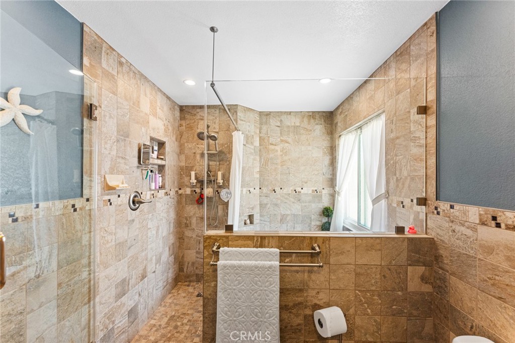 10332 Washington South Gate, CA 90280 - Photo 12 of 38 Master Bath Shower