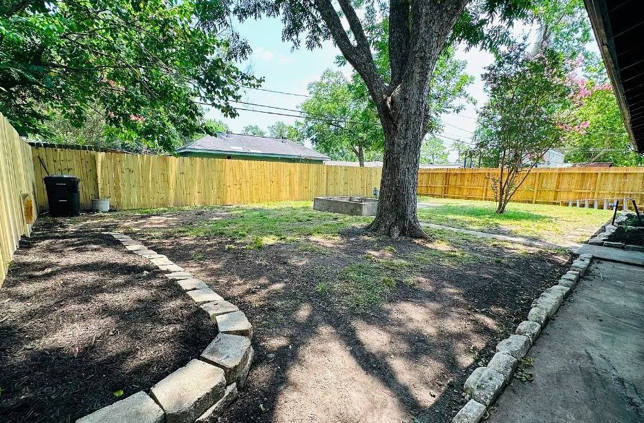8510 Friendship Road Houston, TX 77080 - Photo 11 of 11
