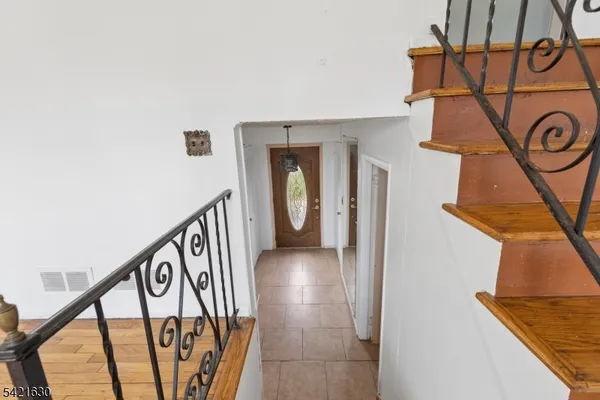 $560,000 | 16 Hart Place, Union, NJ 07083