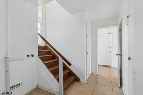 $560,000 | 16 Hart Place, Union, NJ 07083