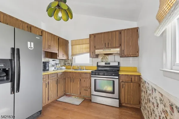 $560,000 | 16 Hart Place, Union, NJ 07083