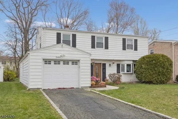$560,000 | 16 Hart Place, Union, NJ 07083