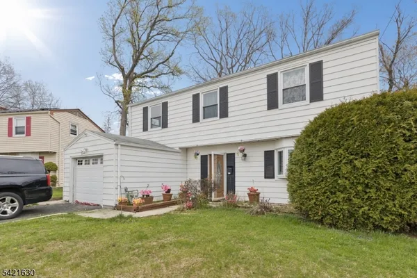 $560,000 | 16 Hart Place, Union, NJ 07083