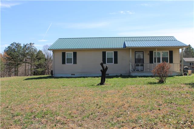 1463 Napier Road Hohenwald, TN 38462 - Photo 2 of 15 LOVELY HOME GREAT FOR FIRST TIME BUYERS OR SOMEONE DOWN SIZING