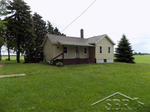 174 North Kirk Road Fairgrove, MI 48733 - Photo 2 of 16 31324029-1.JPG