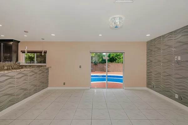 $3,500 | 401 Southwest 76th Terrace, North Lauderdale, FL 33068