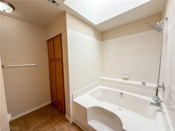 $1,506 | 3145 East Flamingo Road, Unit 2080, Las Vegas, NV 89121