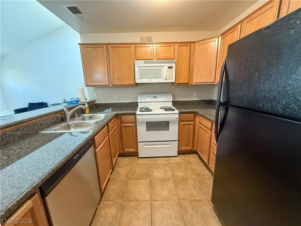 $1,506 | 3145 East Flamingo Road, Unit 2080, Las Vegas, NV 89121