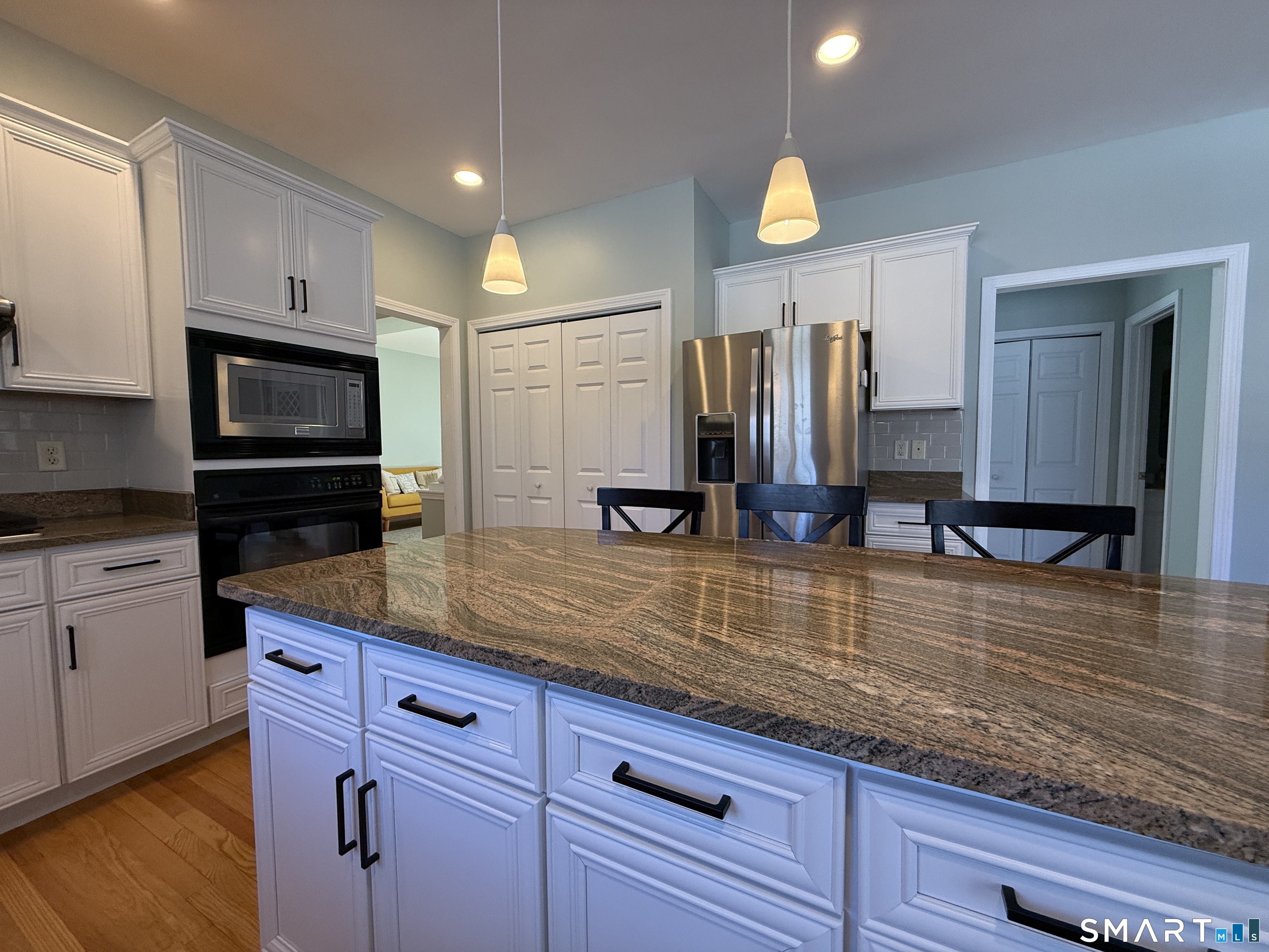 36 Country Lane Bethany, CT 06524 - Photo 11 of 39