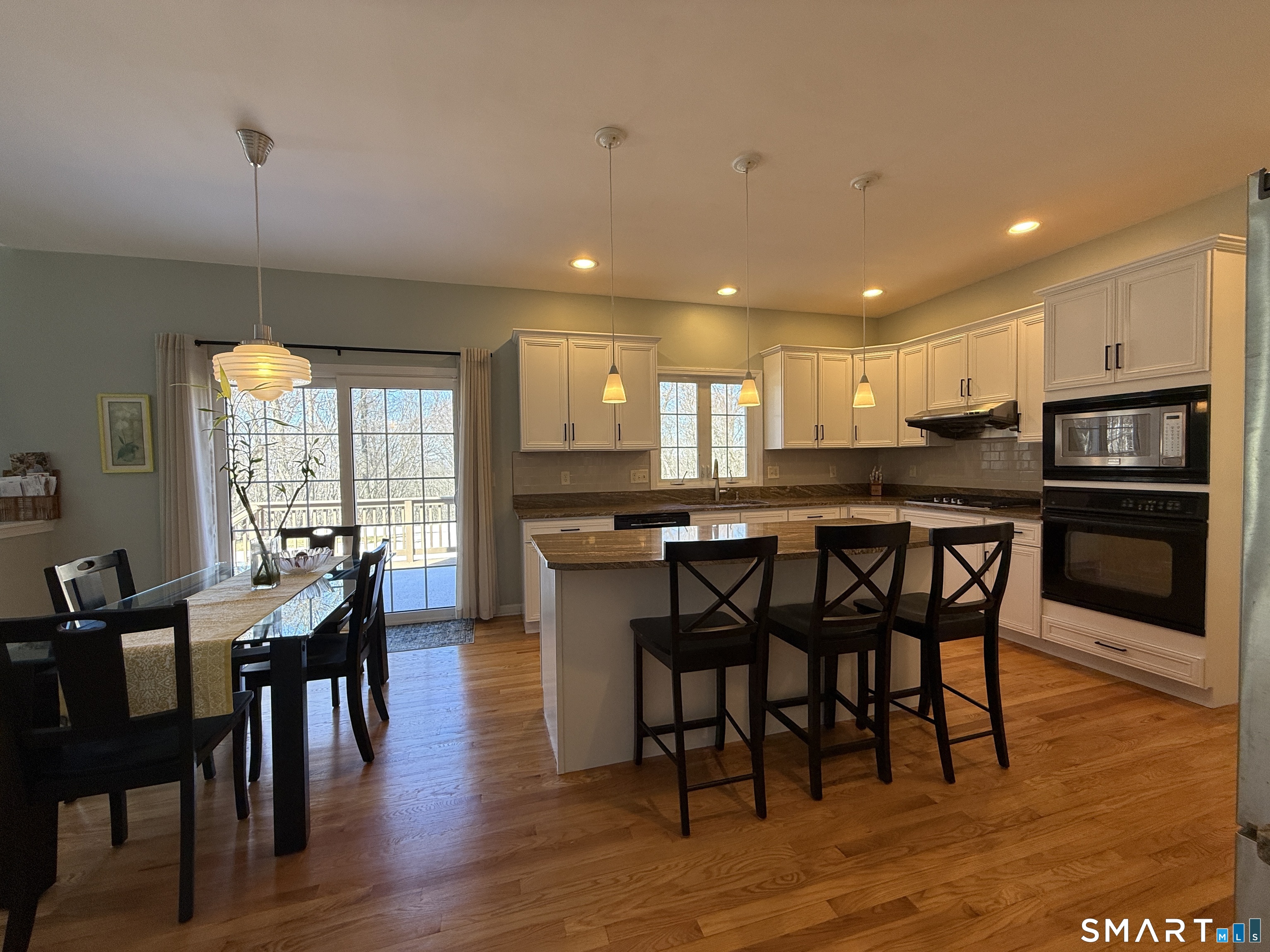 36 Country Lane Bethany, CT 06524 - Photo 12 of 39