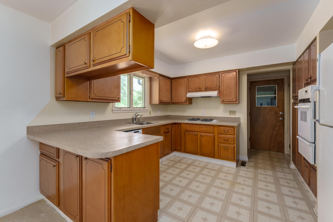 4208 Romence Road Portage, MI 49024 - Photo 8 of 35 Romence_Rd_4208_Portage_49024-7