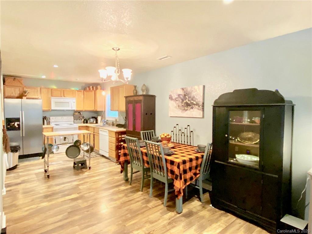 49 Ridgecrest Drive Marion, NC 28752 - Photo 3 of 25 Gallery Image 3
