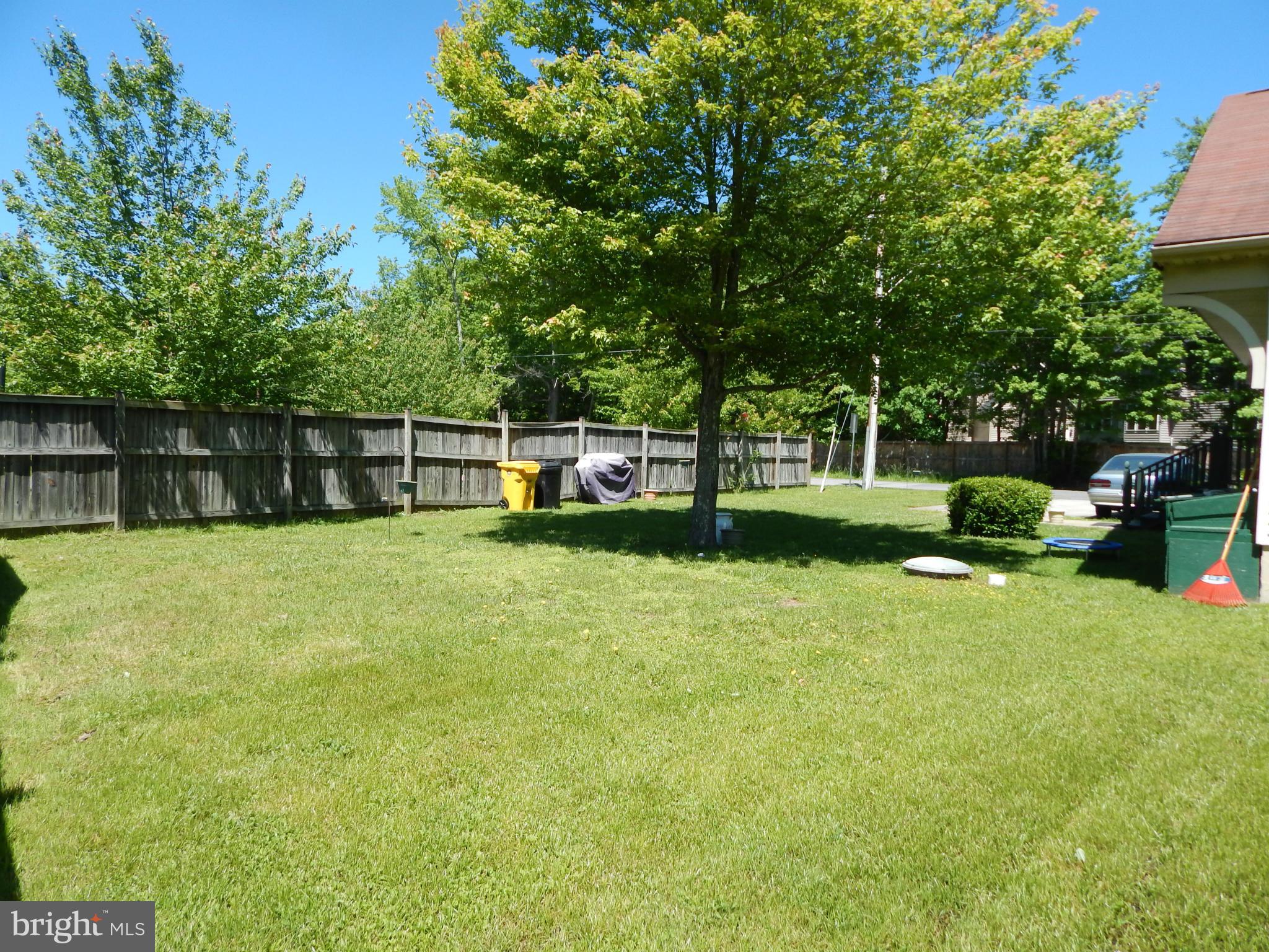 1207 Shesley Road Mayo, MD 21037 - Photo 30 of 30 Corner view of yard