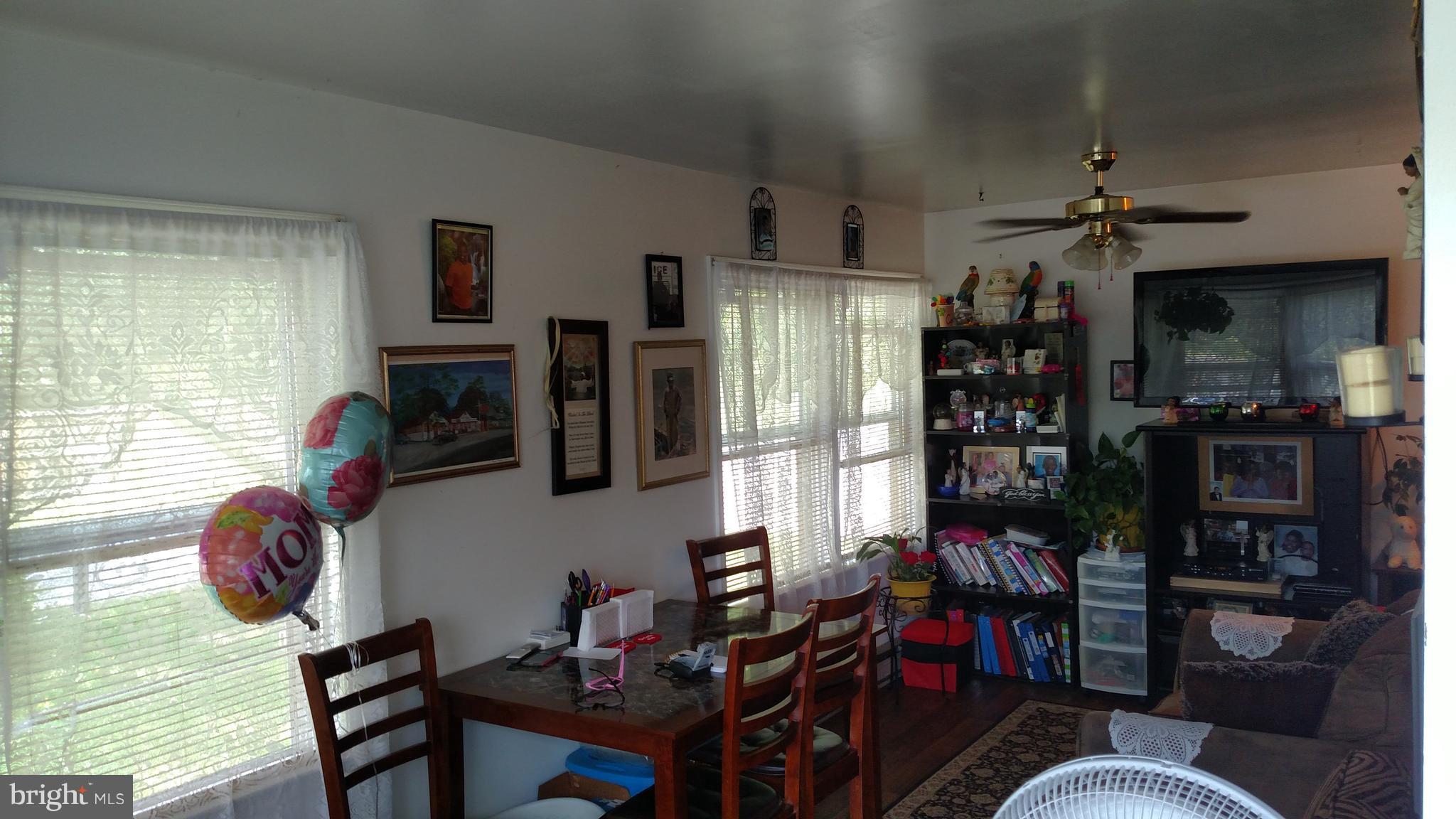 1207 Shesley Road Mayo, MD 21037 - Photo 10 of 30 Dining area