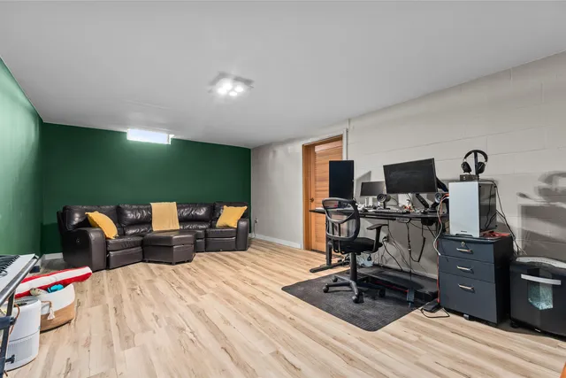 $299,900 | 1018 West Parkway Boulevard, Appleton, WI 54914