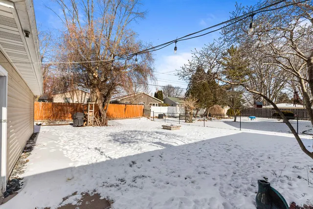 $299,900 | 1018 West Parkway Boulevard, Appleton, WI 54914