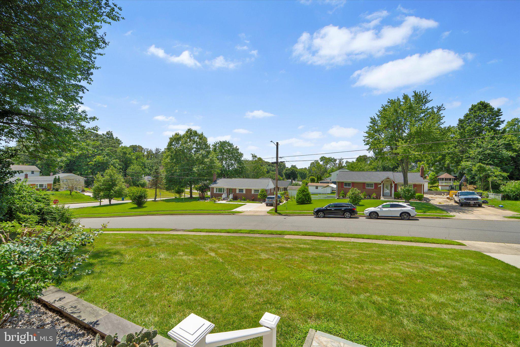 7403 Bath Street Springfield, VA 22150 - Photo 4 of 60 PLENTY OF OPEN STREET PARKING FOR GUESTS!