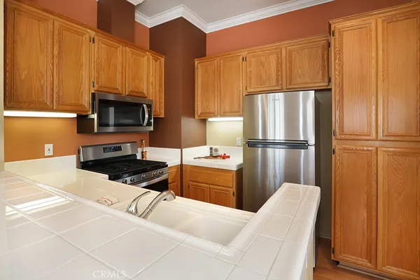 $710,000 | 114 Byrnes Lane, Placentia, CA 92870