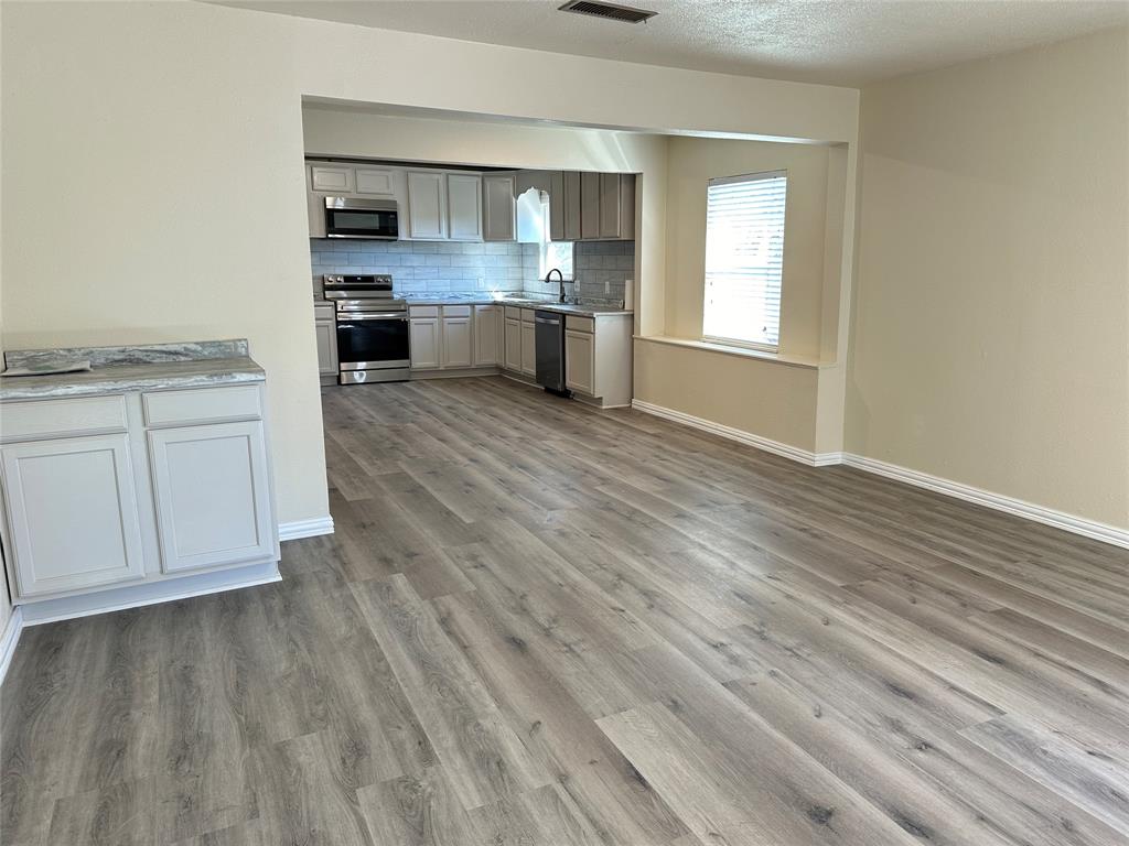 4706 Sachse Road Sachse, TX 75048 - Photo 6 of 22