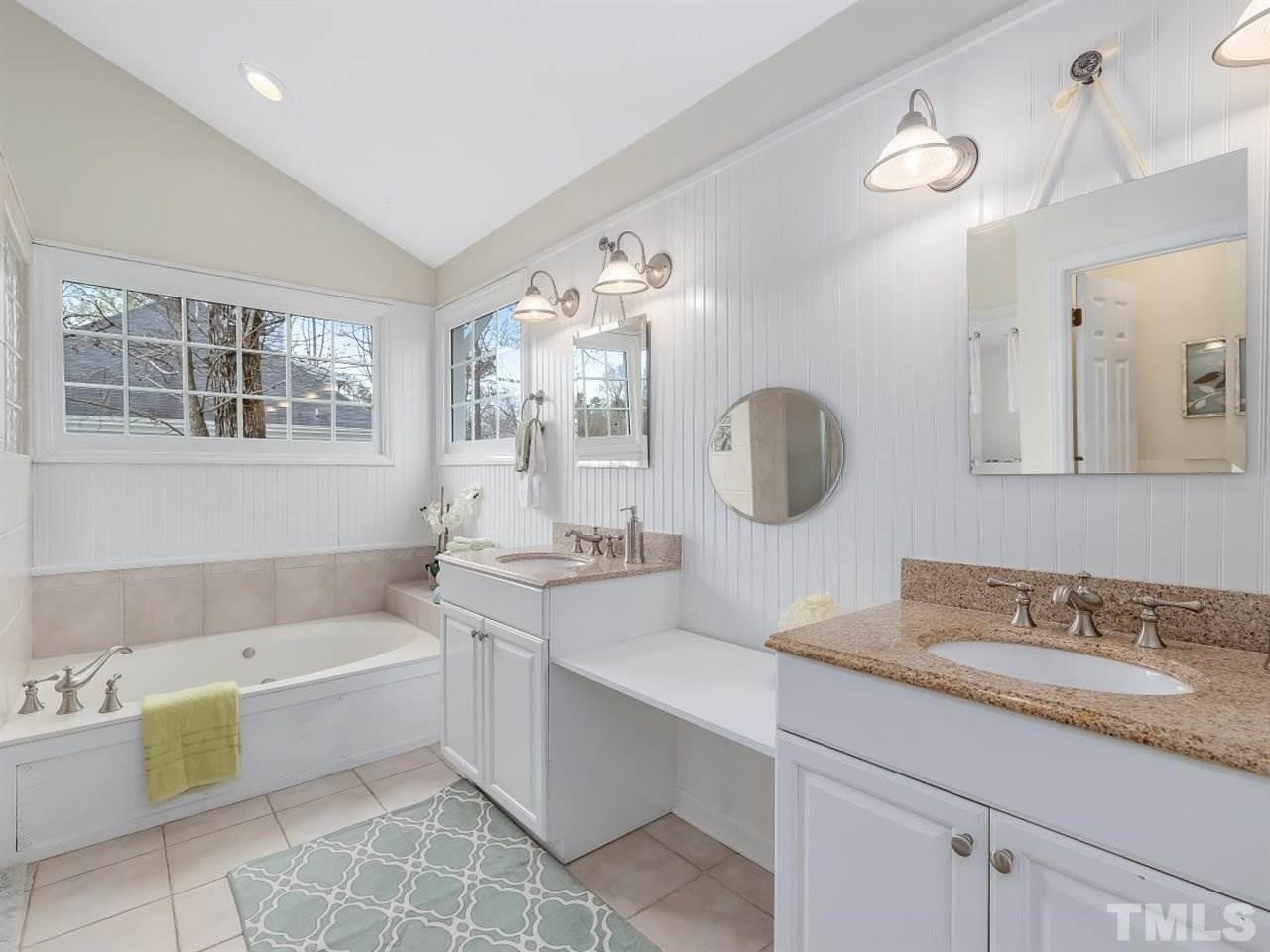 3914 Springstop Lane Durham, NC 27705 - Photo 19 of 29 Gallery Image 19