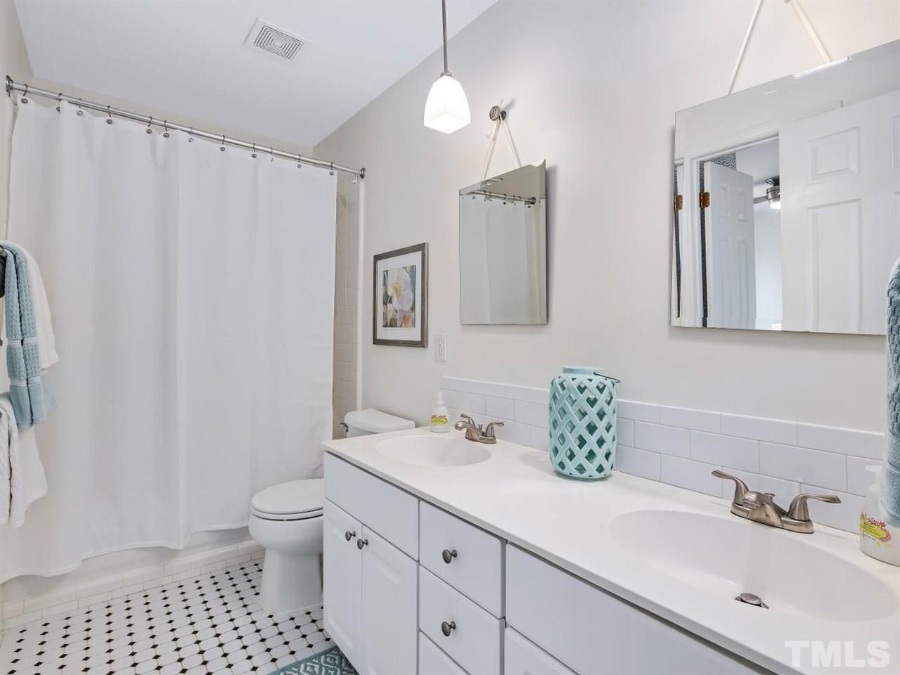 3914 Springstop Lane Durham, NC 27705 - Photo 21 of 29 Gallery Image 21