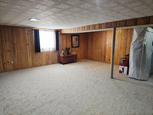 $259,900 | 1920 3rd Avenue Southeast, Austin, MN 55912
