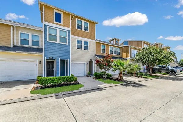 $218,000 | 3518 Terreno Vista Boulevard, Pasadena, TX 77504