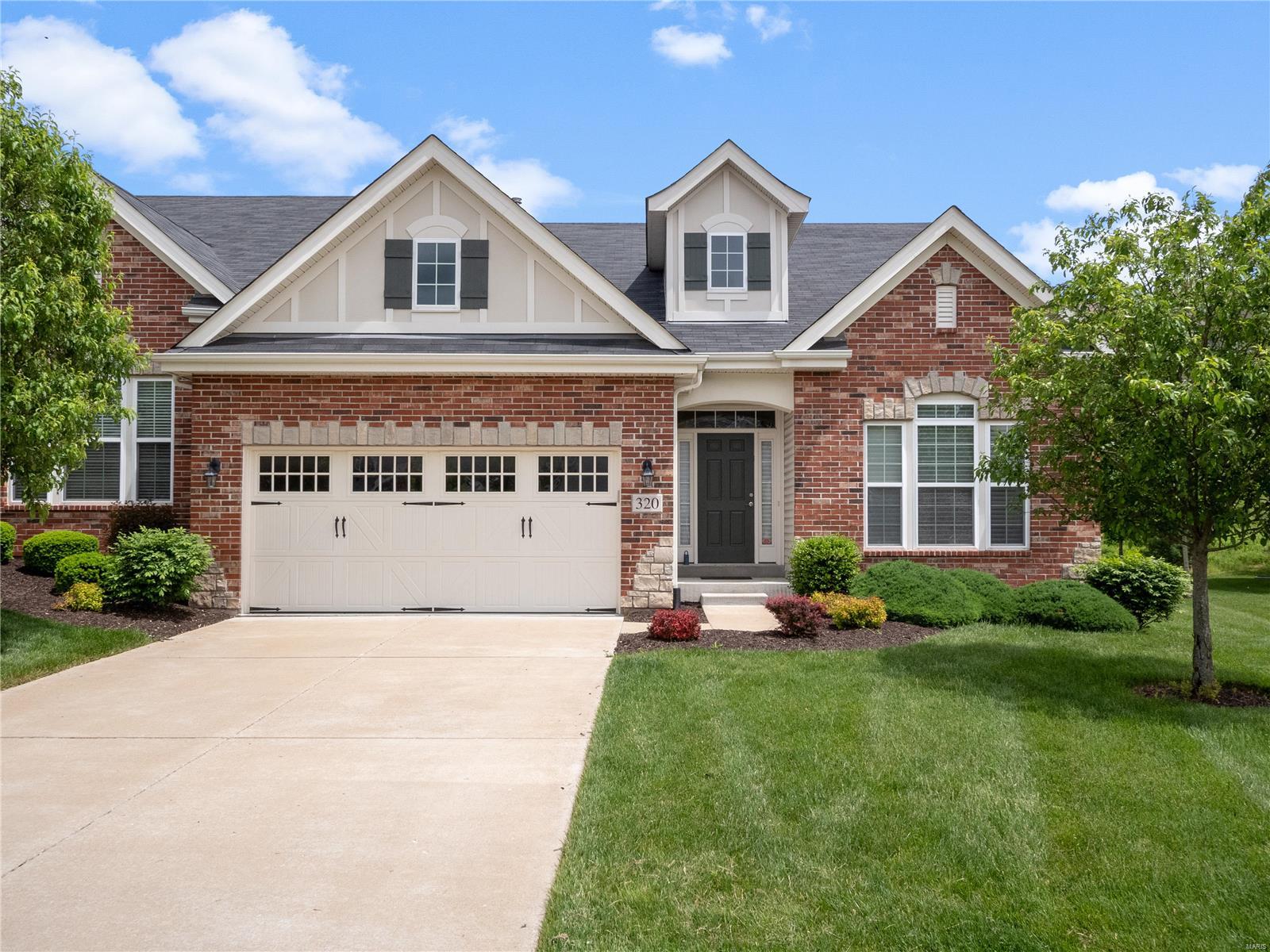 320 Kendall Ridge Court Chesterfield, MO 63017 - Photo 1 of 40