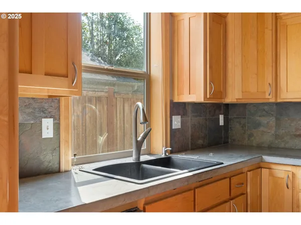 $509,900 | 2721 La Darrah Street, Eugene, OR 97404