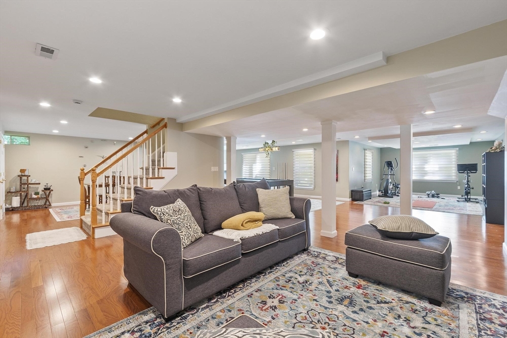 218 Stearns Road Marlborough, MA 01752 - Photo 23 of 30