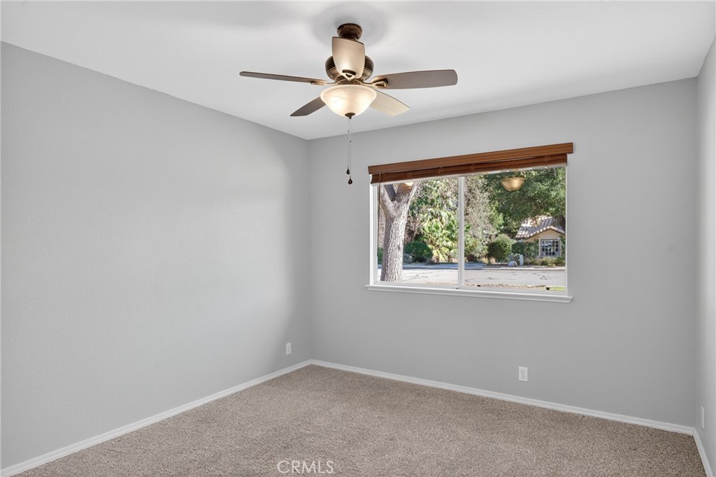 2097 Fallbrook Court Paso Robles, CA 93446 - Photo 27 of 65