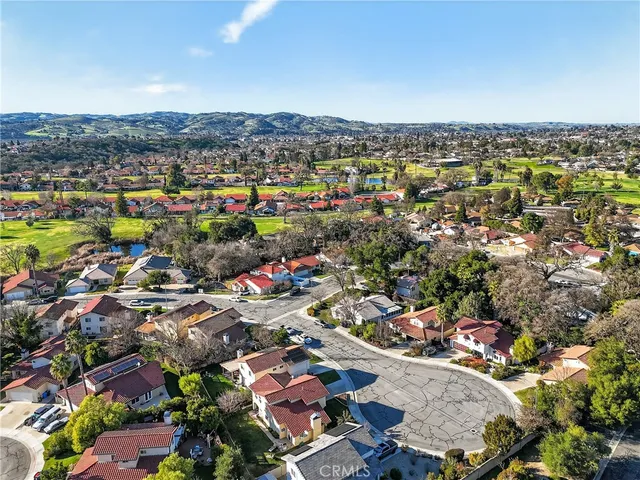 $749,000 | 2097 Fallbrook Court, Paso Robles, CA 93446