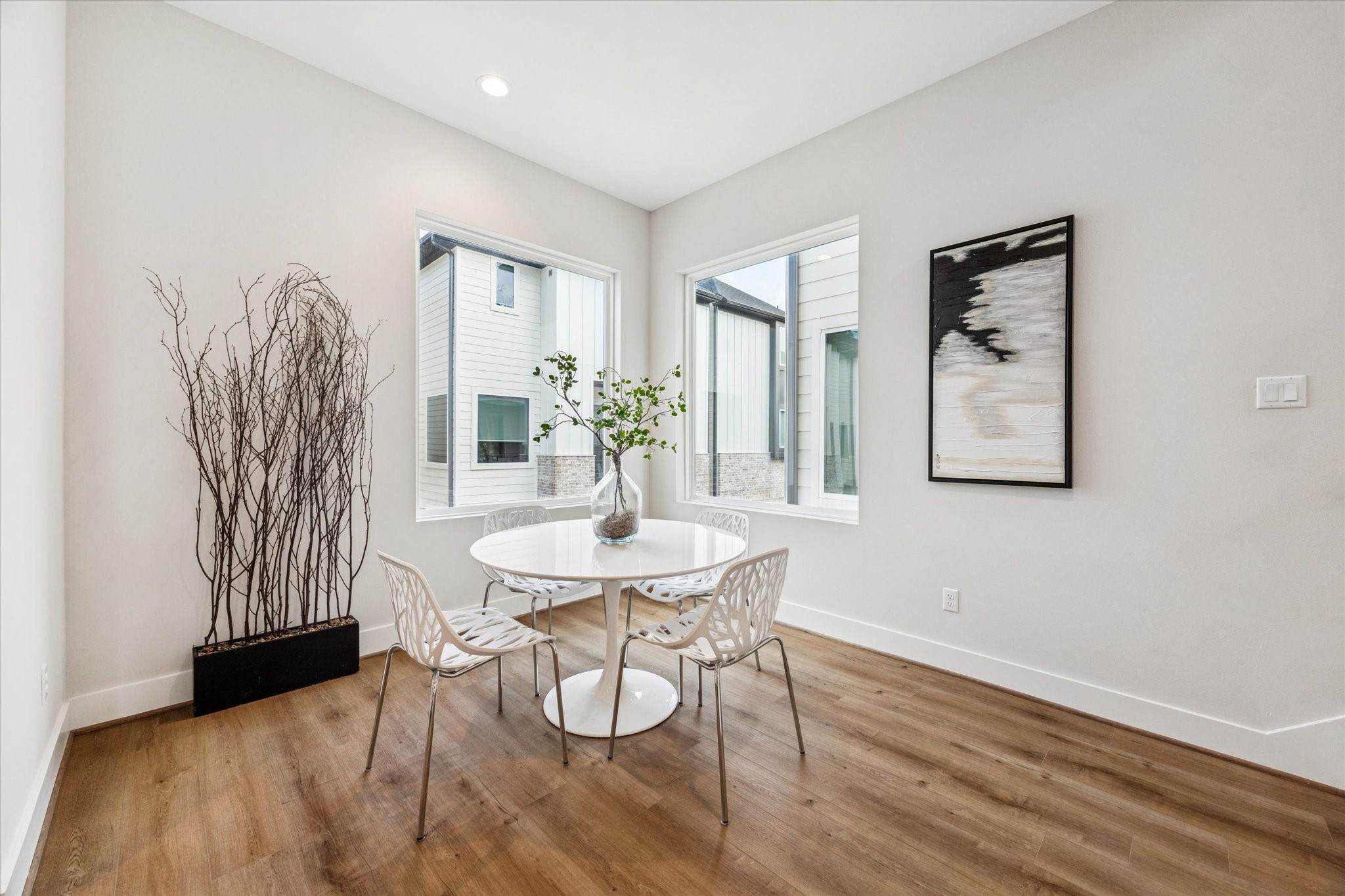 526 Janisch Road Houston, TX 77018 - Photo 15 of 34 a view of a livingroom with furniture and window