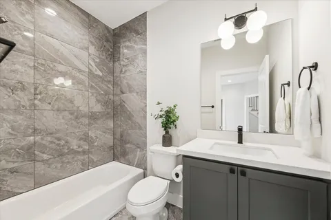 $379,900 | 526 Janisch Road, Houston, TX 77018