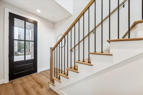 $379,900 | 526 Janisch Road, Houston, TX 77018