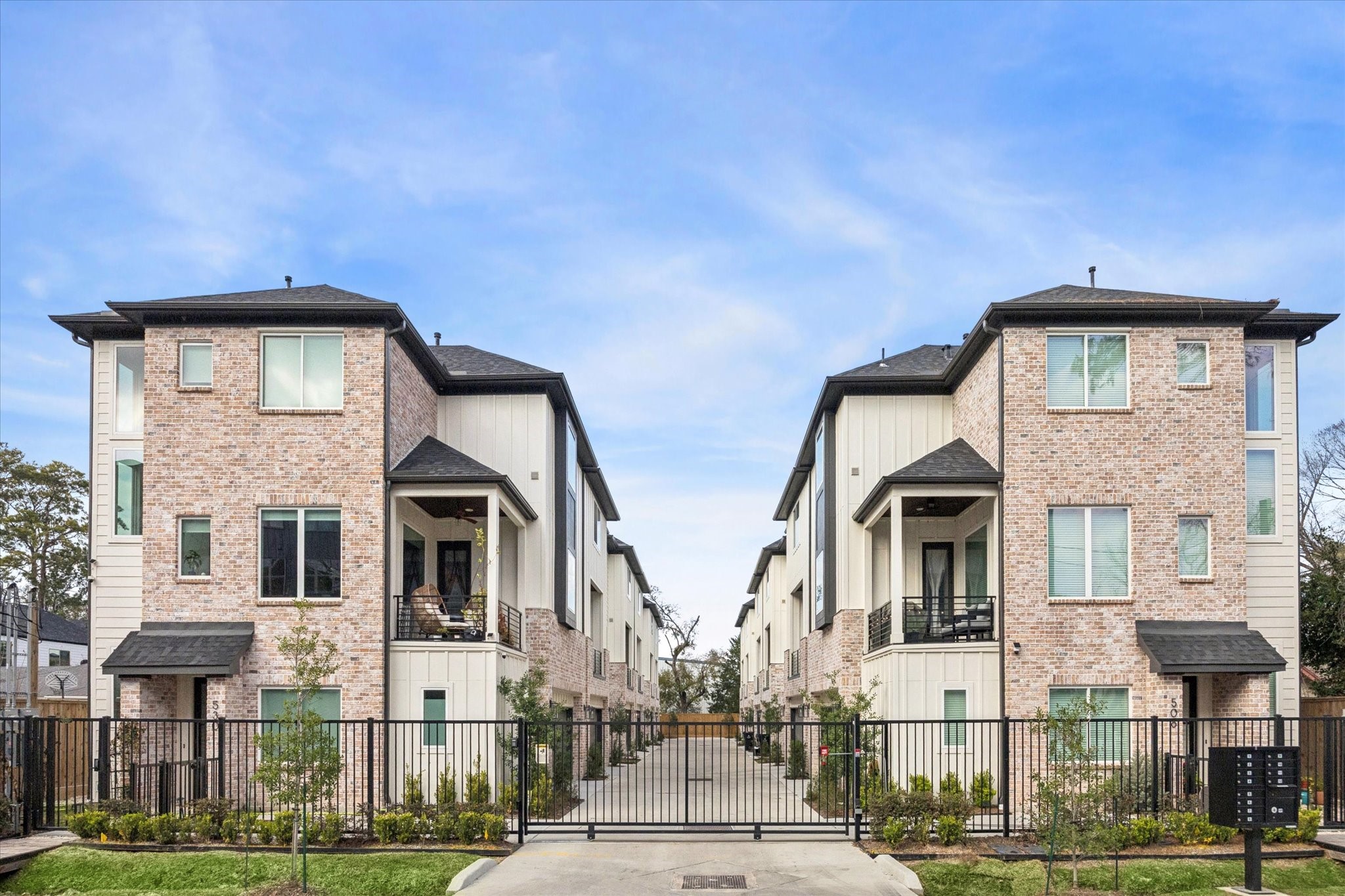 526 Janisch Road Houston, TX 77018 - Photo 33 of 33 a front view of a residential apartment building with a yard