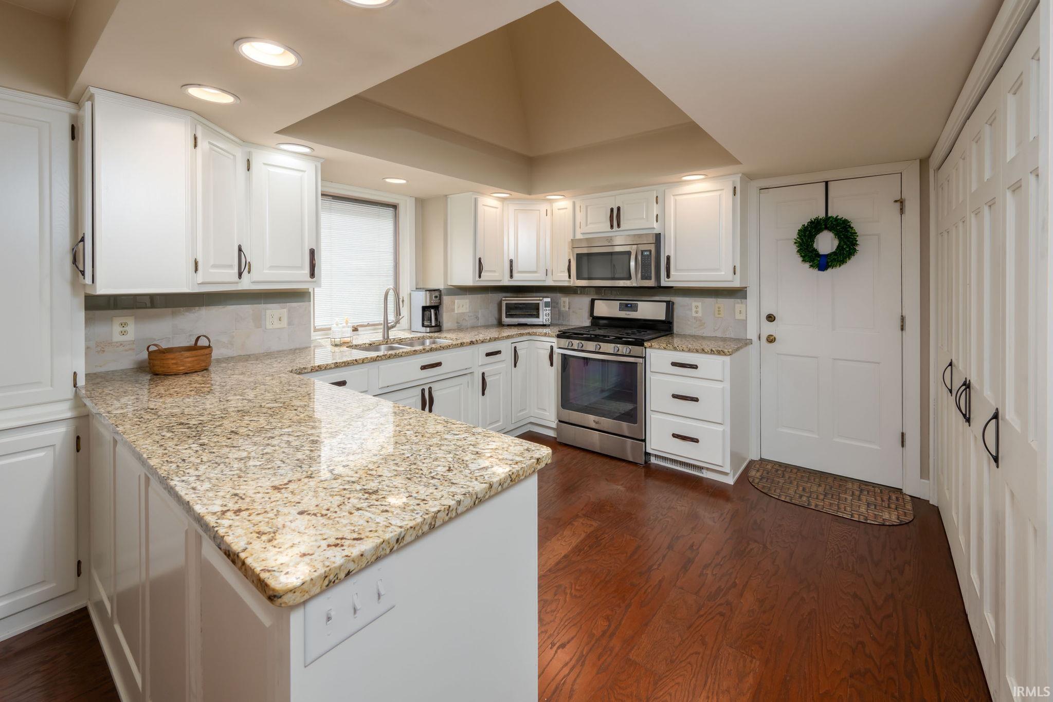 2801 Wind Pump Road Fort Wayne, IN 46804 - Photo 13 of 36