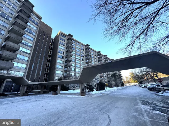 $185,000 | 1001 City Avenue, Unit EE423, Wynnewood, PA 19096