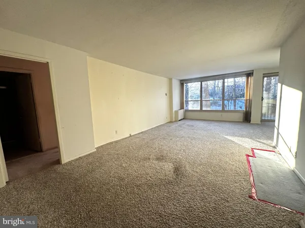 $185,000 | 1001 City Avenue, Unit EE423, Wynnewood, PA 19096