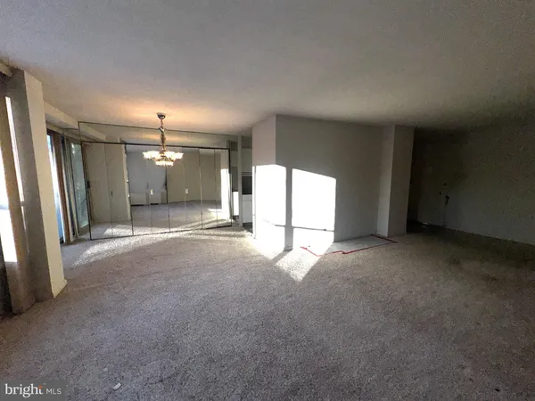 $185,000 | 1001 City Avenue, Unit EE423, Wynnewood, PA 19096