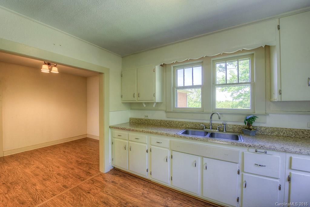 75 Spring Street Canton, NC 28716 - Photo 11 of 23 Gallery Image 11