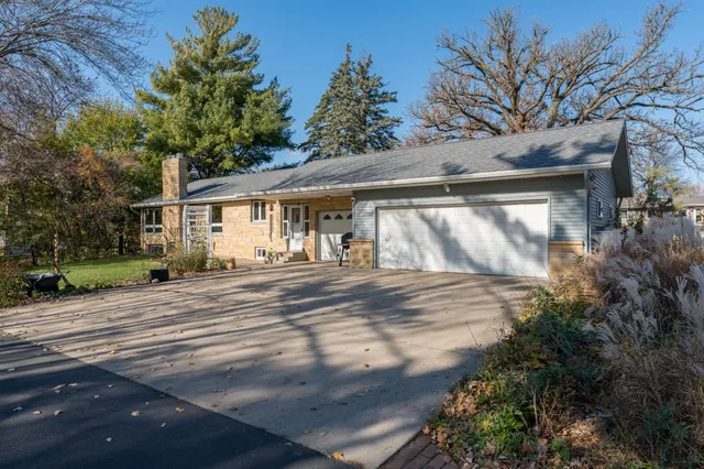 $359,900 | 451 Forest Lane, North Mankato, MN 56003